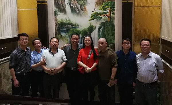 石峰教育支部对新党员发展对象进行考察活动.jpg