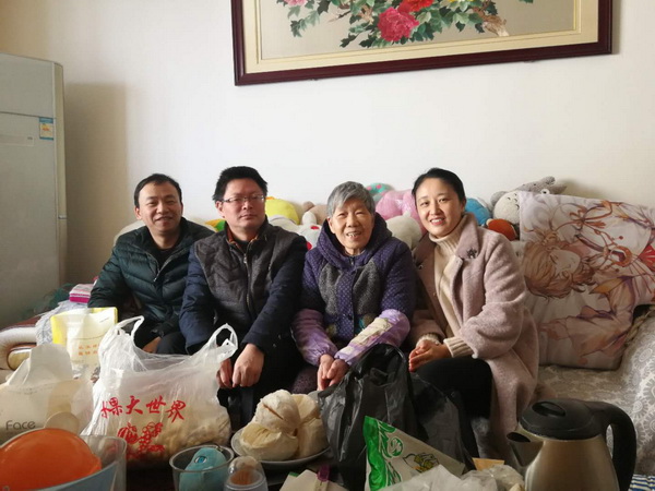 【“五一口号?0周年献礼专辑】不忘合作初心，继续携手前进 (4)_调整大小.jpg