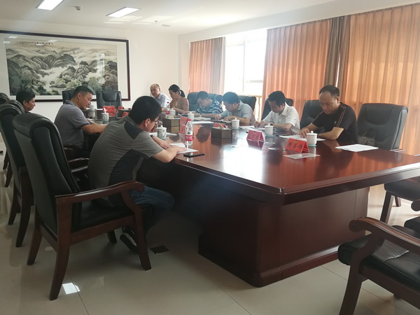 市政协副主席周煦惠督办民革界别集体提?(2)_调整大小.jpg