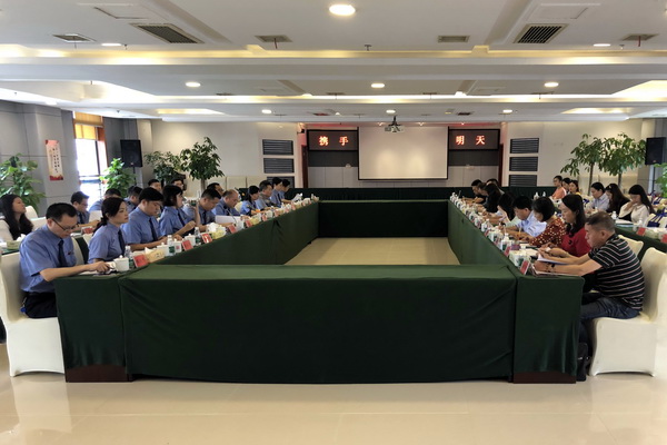 民革党员参加天元区检察院“检察开放日”《携手关爱，共护明天》活?(3)_调整大小.jpg