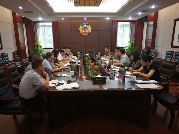 刘春生主委率“环保督察常态下，长株潭产业布局优化研究”课题组赴湘潭调?(3)_调整大小.jpg