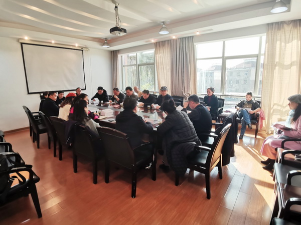 【主题教育】民革株洲市委召开基层支部主委会议 (2)_调整大小.jpg