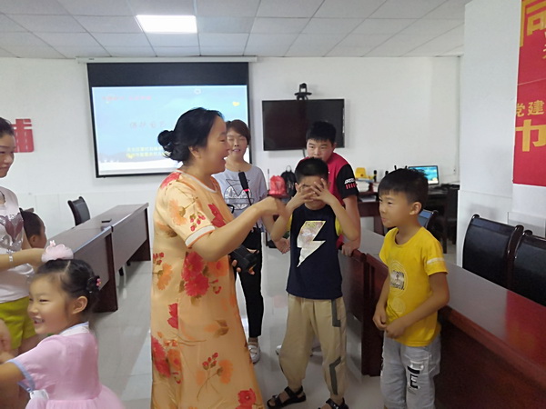 【博爱讲师团】加强自我保? 远离身边的危?(2)_调整大小.jpg