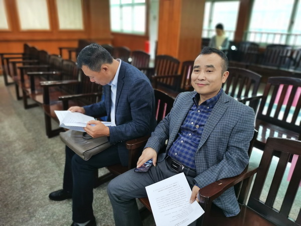 民主监督 民革荷塘一支部人大代表、政协委员旁听公开审判 (1)_调整大小.jpg