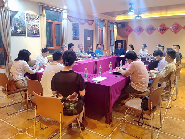 程轶辉参加支部学习活?(2).jpg