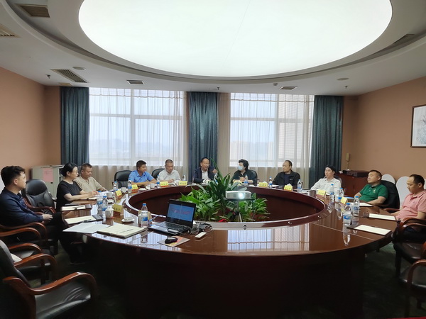 调研产业发展 共结友好市委?民革白银市委会主委、白银市政协副主席顾克伟一行来株考察调研 (5).jpg