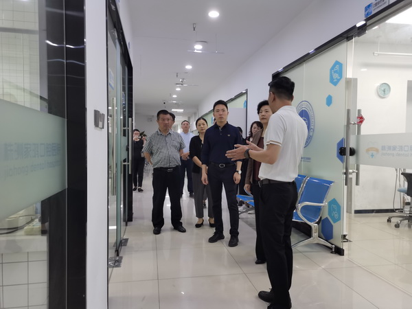 “走基层、听心声、提效能?民革株洲市委会开展“主委接待日“活?走访民革党员企业 (5).jpg