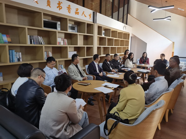 民革株洲市委会赴长沙开展考察交流学习活动 (4).jpg