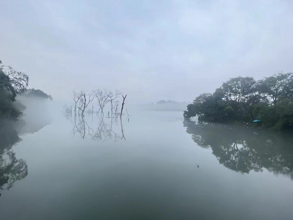 【诗歌园地】株洲民革党员欧阳瑾诗词十五首：人到潇湘必有?(2).jpg