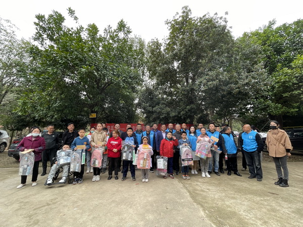 凝心聚力 为民服务 民革株洲市荷塘区工委社会服务履职综述 (3).jpg