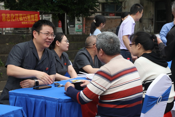 民革醴陵市委会举办第二届公益集市活动 (5).jpg