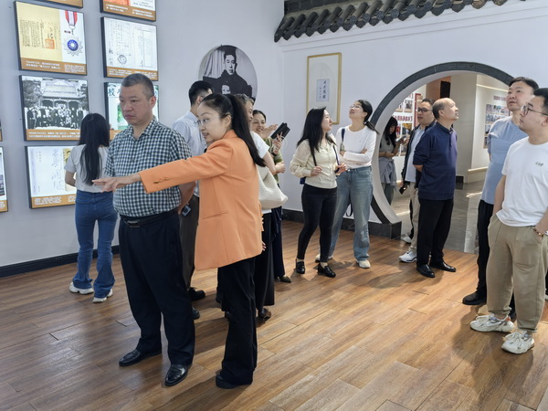 民革株洲市天元一支部、四支部赴常德开展联合调研交流活?(15).jpg