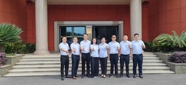 【诗歌园地】株洲民革党员欧阳瑾诗词五首：党校姓?(2).jpg