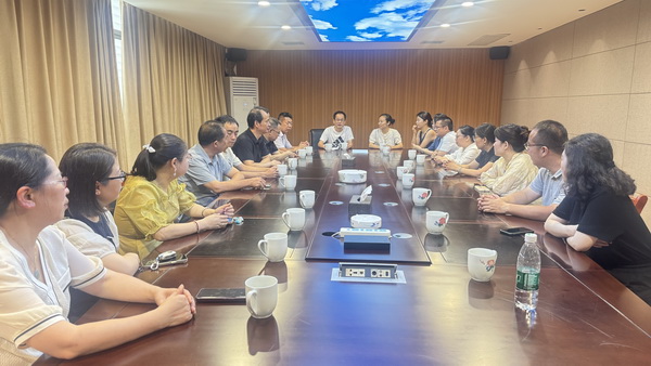 民革长沙市艺体支部与民革醴陵四支部开展联谊交?(1).jpg