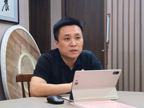 民革株洲市荷塘一支部召开换届选举大会 (7).jpg