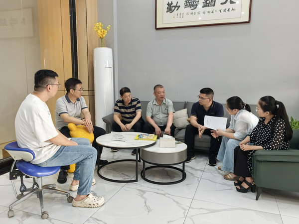民革株洲市天元区中心医院支部召开换届选举大会 (12).jpg