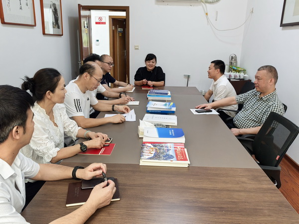 民革株洲市石峰区电力机车厂支部召开换届选举会议 (3).jpg