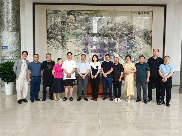 民革株洲市石峰三支部召开换届选举大会 (1).jpg