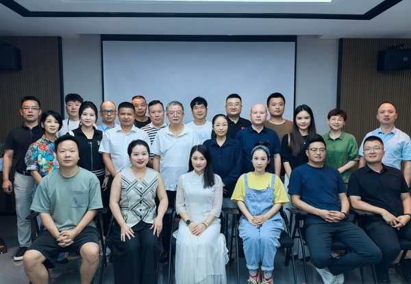 民革株洲市天元区二支部召开换届选举大会 (5).jpg
