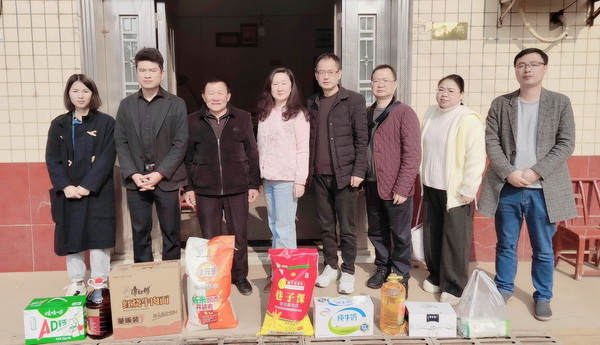 【博?牵手】民革株洲市委会集中开展“情暖高?关爱孩子”联合帮扶走访（六） (2).jpg