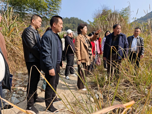 民革株洲市委会深入炎陵县开展湘江流域生态环境保护专项民主监�?(3).jpg